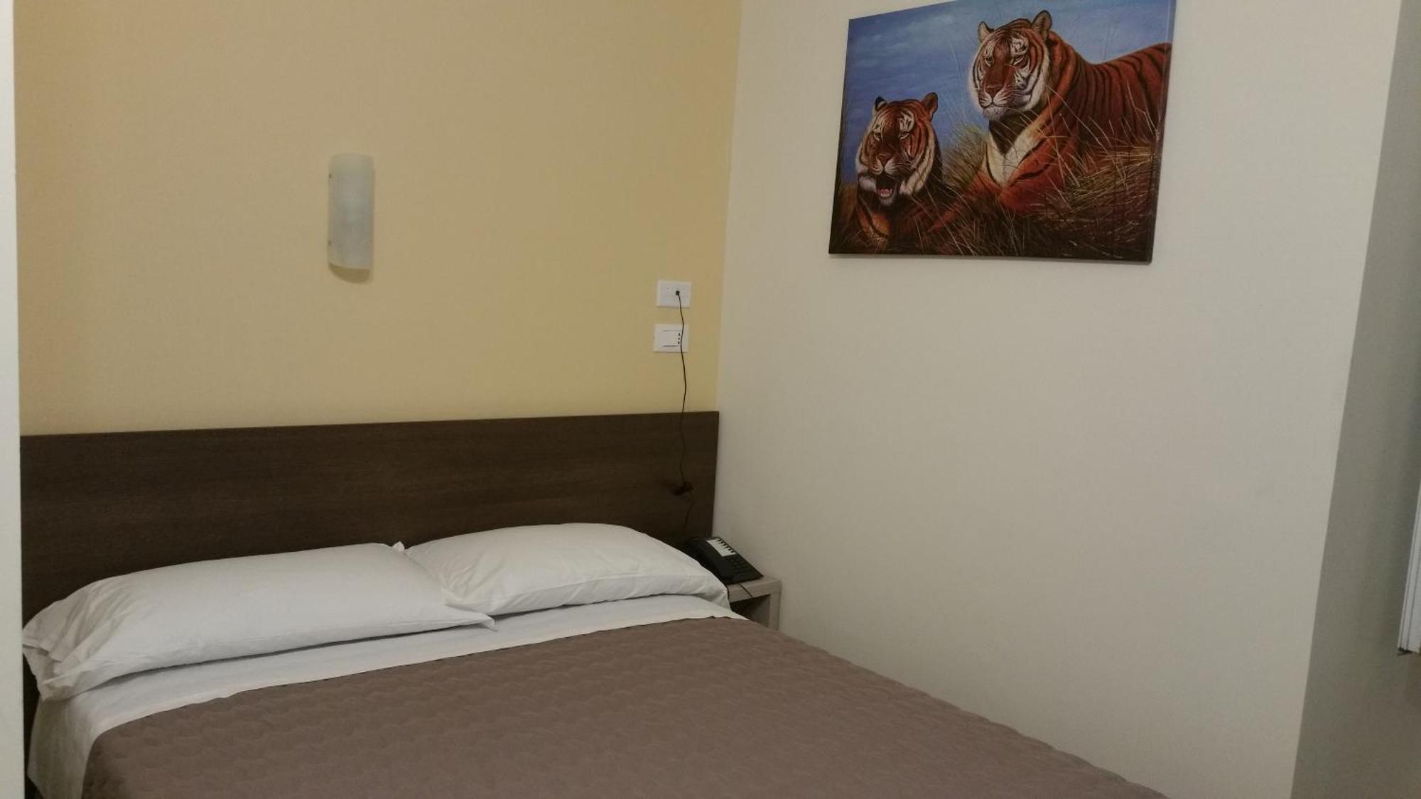 Tommaseo Hotel *